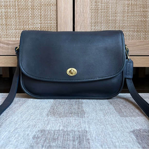 Coach Handbags - COACH Vintage City Navy Blue Leather Crossbody Shoulder Bag
Handbag Purse 9790